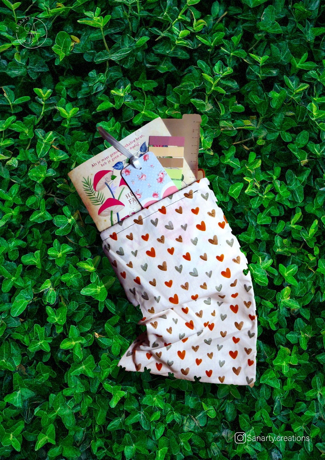 Booksleeve warm hearts